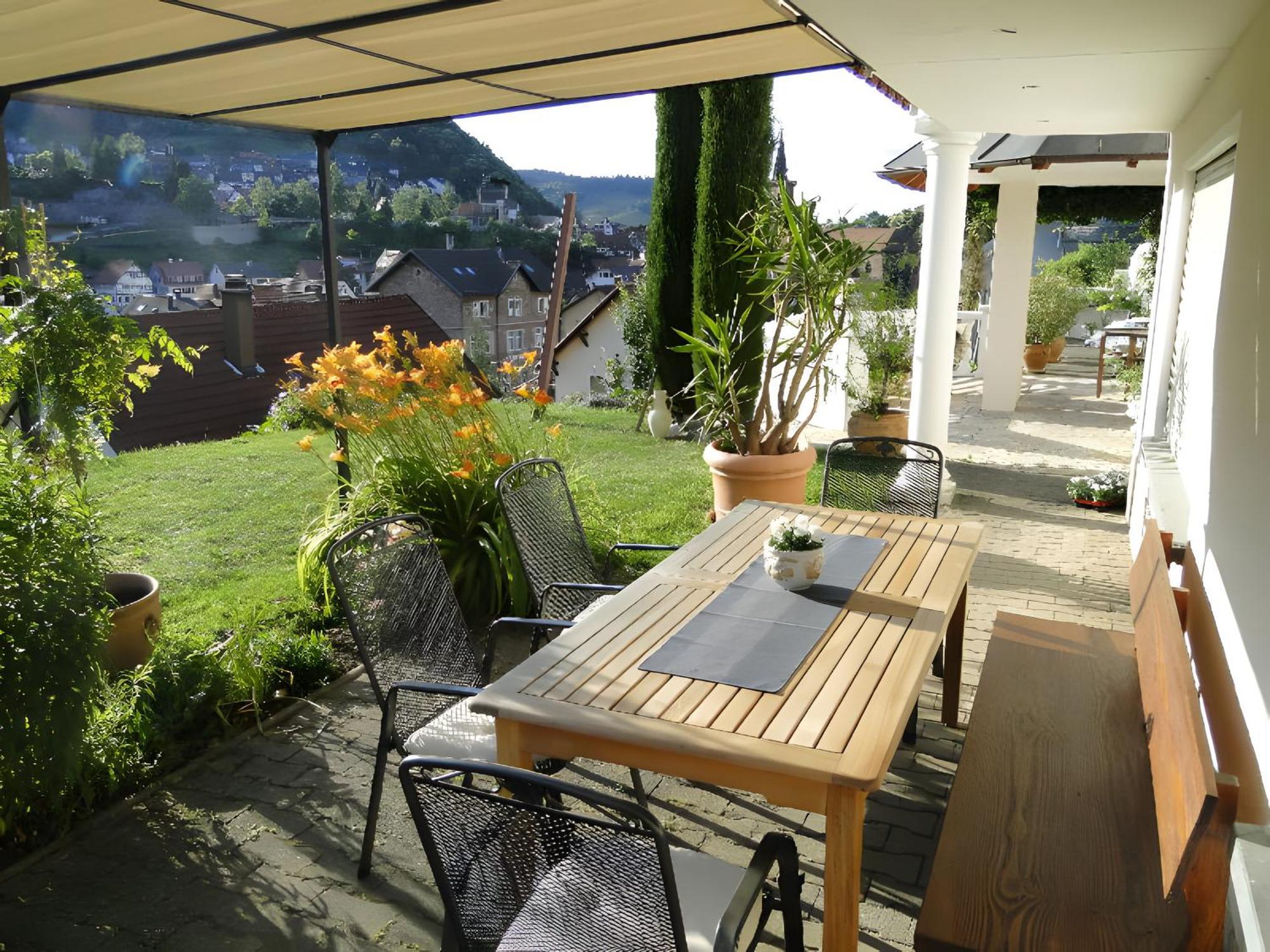 Regina'S Gaestehaus Weisenbach Exteriör bild